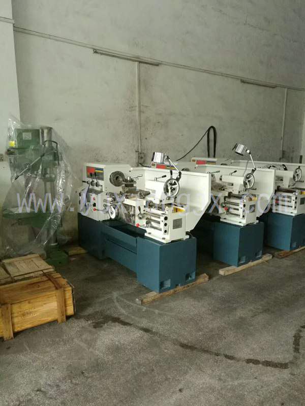 如何選購萬能銑床